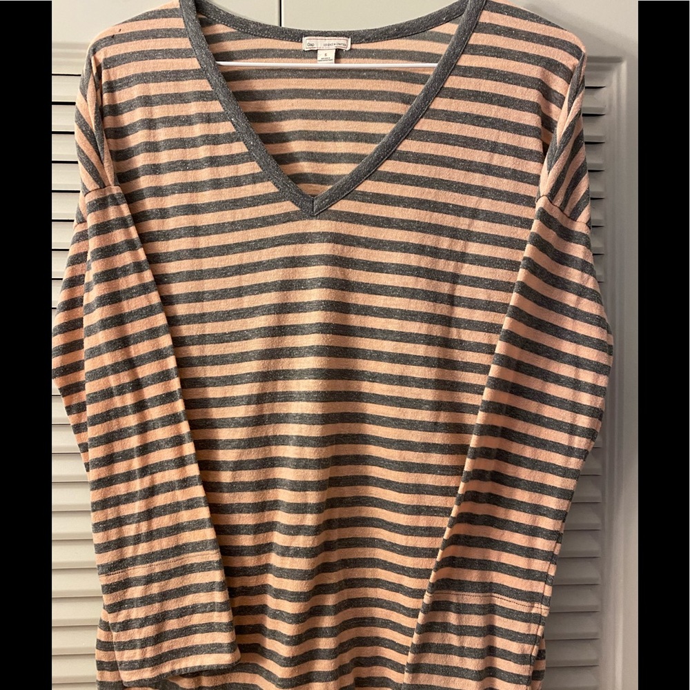 Gap 3/4 sleeve shirt